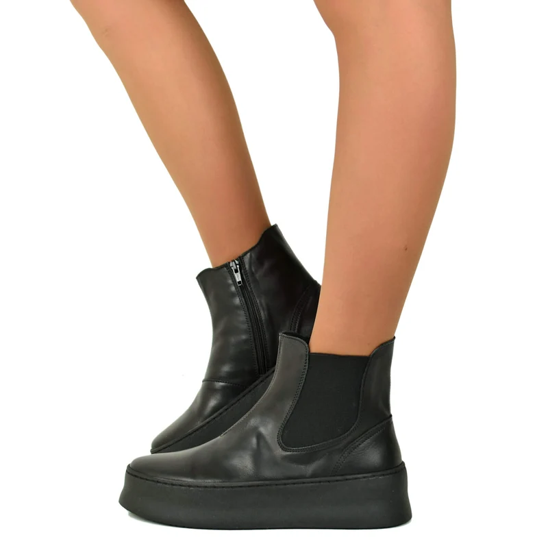 Stivaletti Chelsea Platform in Pelle Morbida Fondo Alto Chunky Neri con Zip