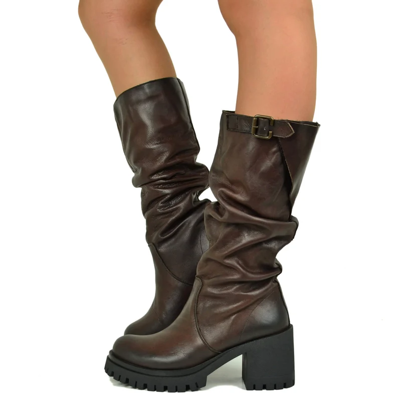 Stivali Donna Marroni in Pelle con Tacco a Blocco e Gambale Alto Regolabile Made in Italy