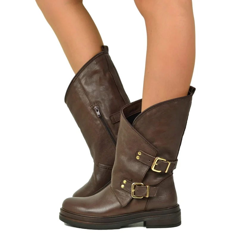 Stivali Donna Biker Vera Pelle Gambale Largo Cioccolato con Fibbie e Zip Laterale Made in Italy
