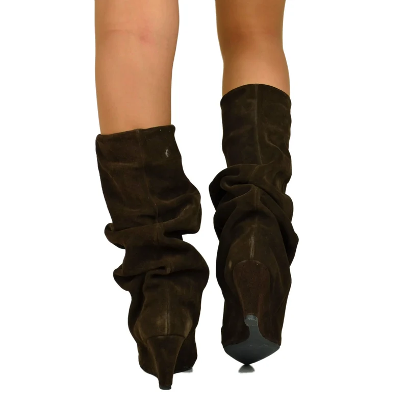 Stivali con Zeppa Alta 7 cm Gambale Largo Camoscio Cioccolato