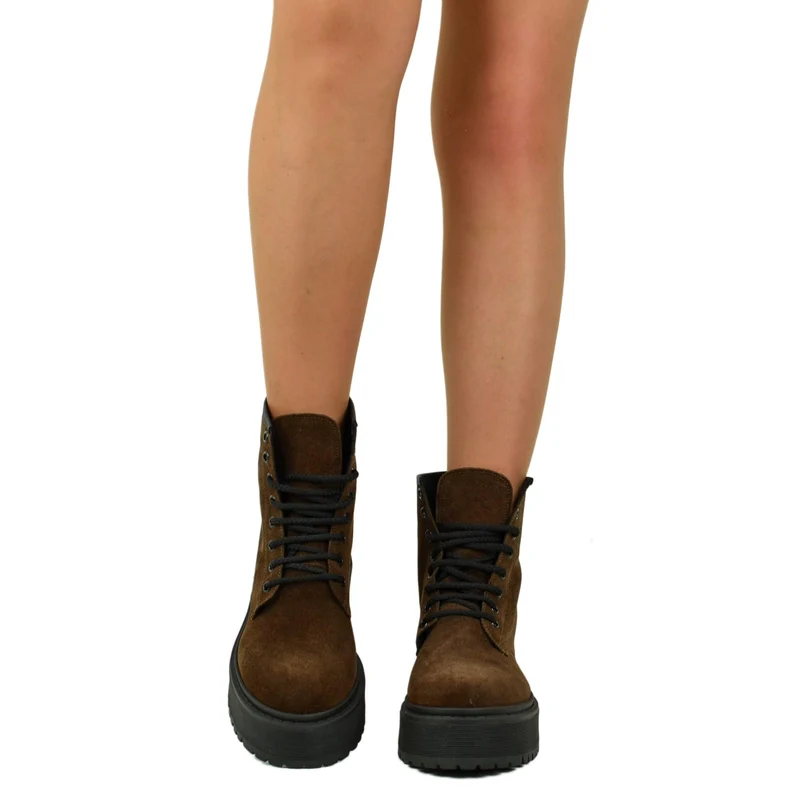 Stivaletti Donna Anfibi Camoscio Cioccolato con Lacci e Fondo Platform Made in Italy