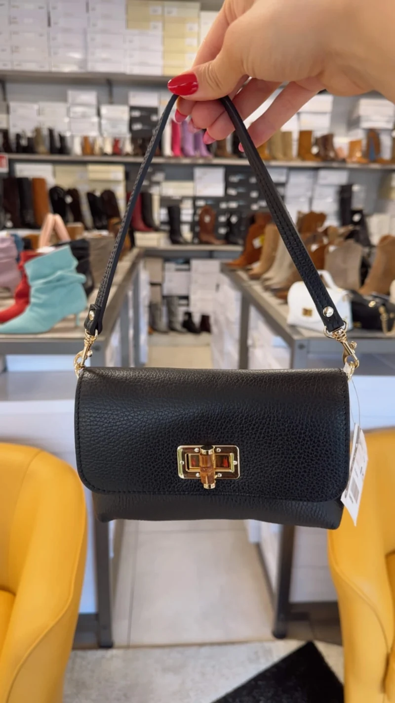 Mini Bag Nera chiusura a Bamboo Clutch a Mano e Tracolla interna VERA PELLE Karen