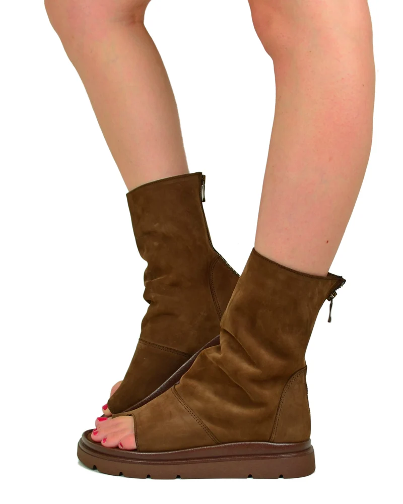 Sandali Platform a Stivaletto Infradito in Nabuk Cioccolato Wide Pianta Larga
