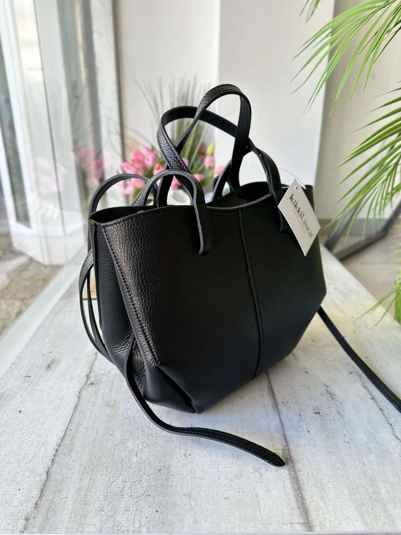 Borsa Mezza Luna Vera Pelle Semirigida Apribile Nera