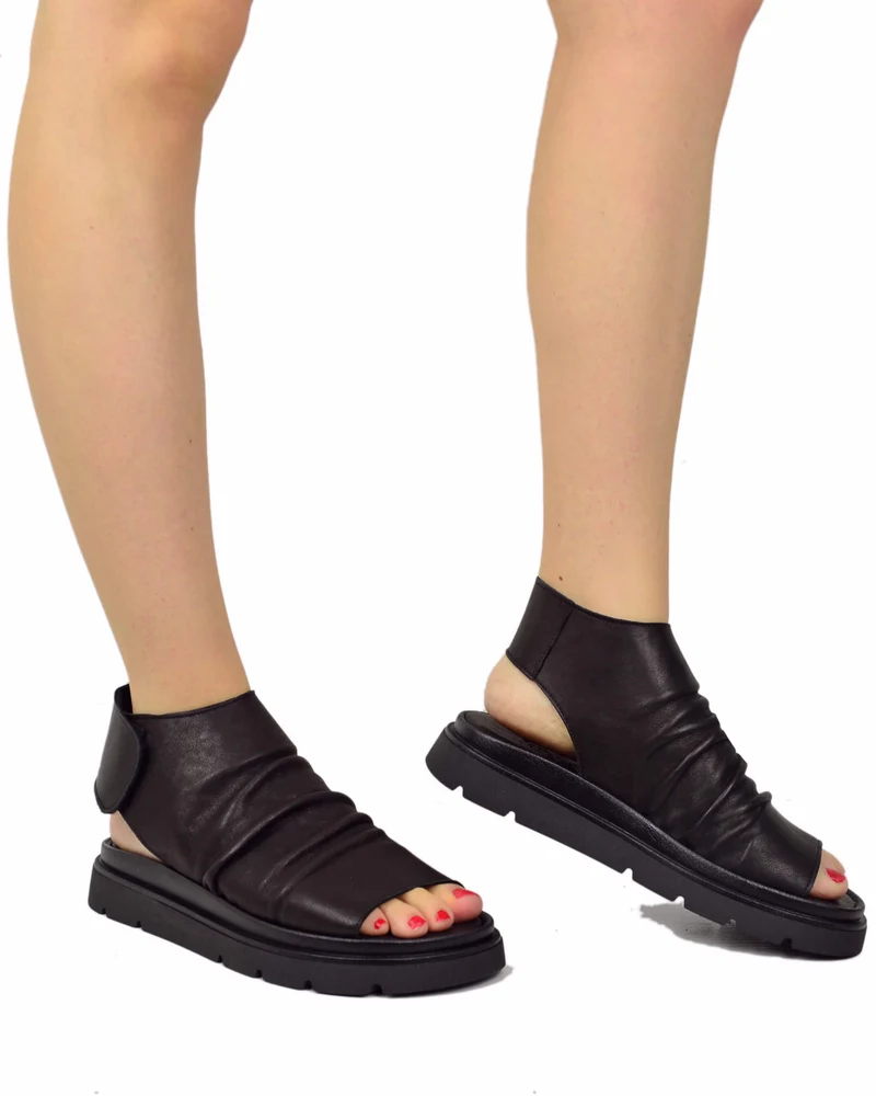 Sandali Spuntati a Stivaletto con Strappo Platform Vera Pelle Rag Neri
