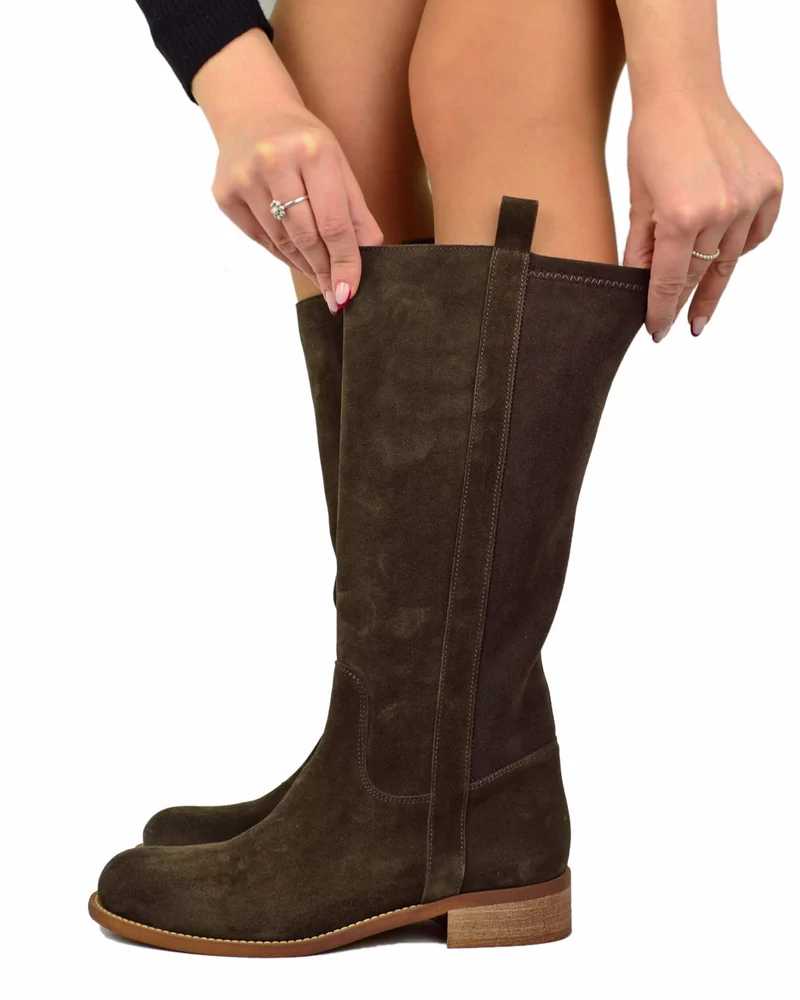 Stivali Cavallerizza per polpacci Curvy suola leggera Gambale Largo Camoscio Cioccolato