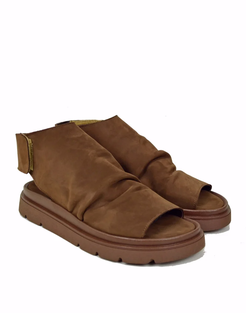 Sandali Spuntati a Stivaletto con Strappo Platform Vera Pelle Nabuk Cioccolato