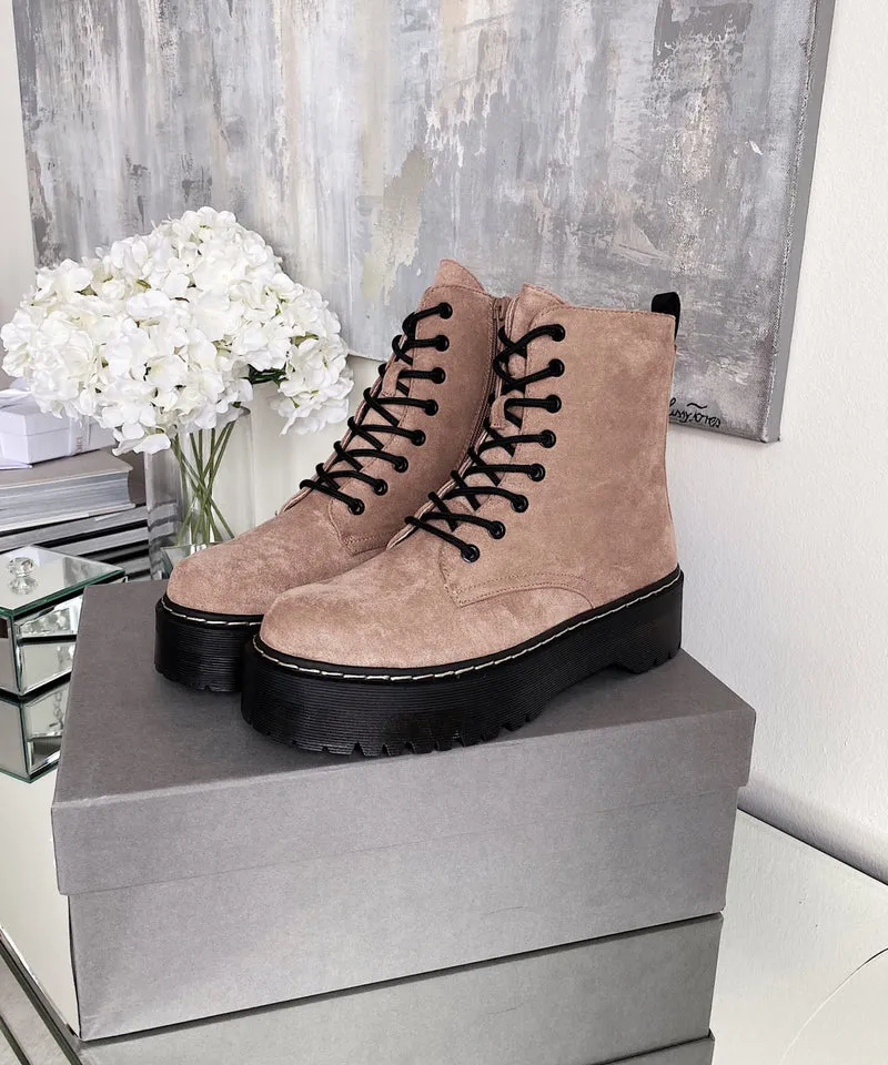 Wildleder Stiefel Serena Camel