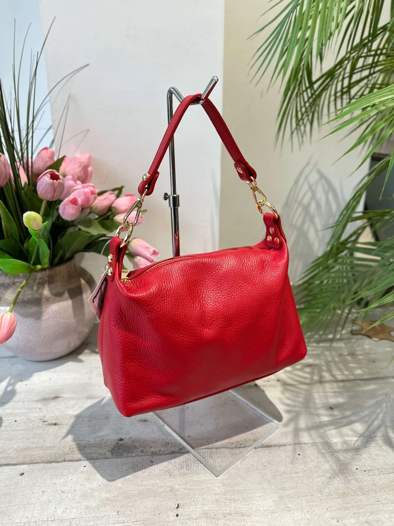 Borsa Morbida Vera Pelle Rossa a Spalla e Con Tracolla Lunga a Bauletto Poppy