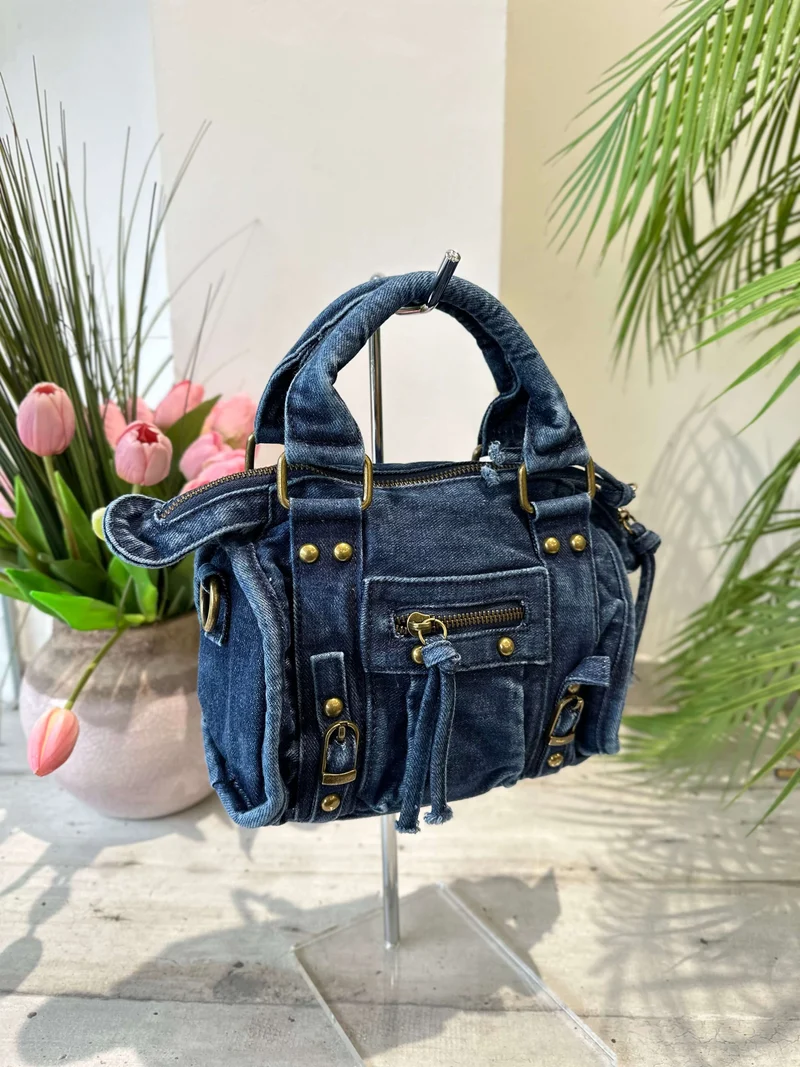 Borsa Mini in Jeans a Mano e con Tracolla all'interno e Zip DENIM Scuro