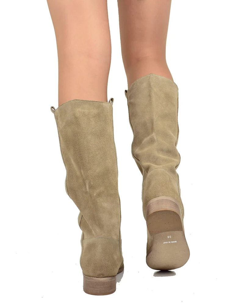 Stivali Camperos Classici Donna Beige in Pelle Scamosciata Sfumata
