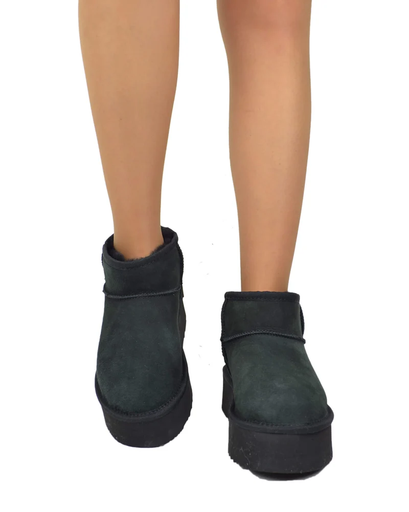 Stivali con Pelo in Vero Montone Rovesciato Sheepskin Boots Neri