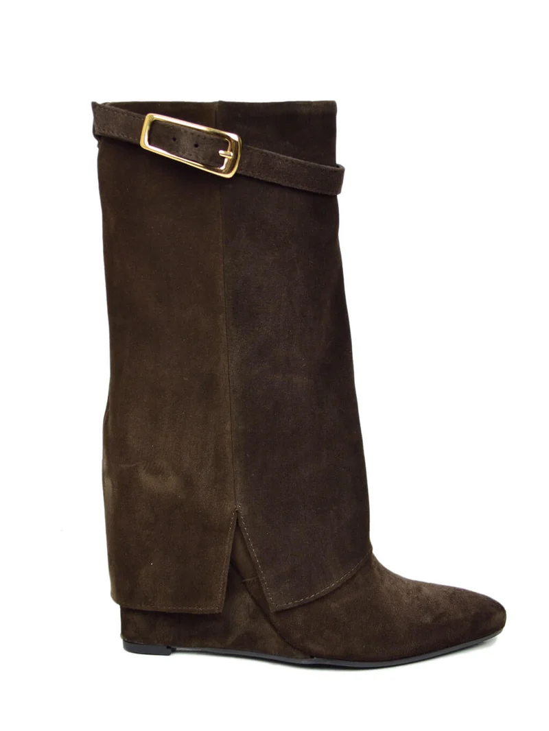 Stivaletti con Ghetta e Fibbia Dorata Zeppa Alta 9 Cm in Pelle Scamosciata Marrone
