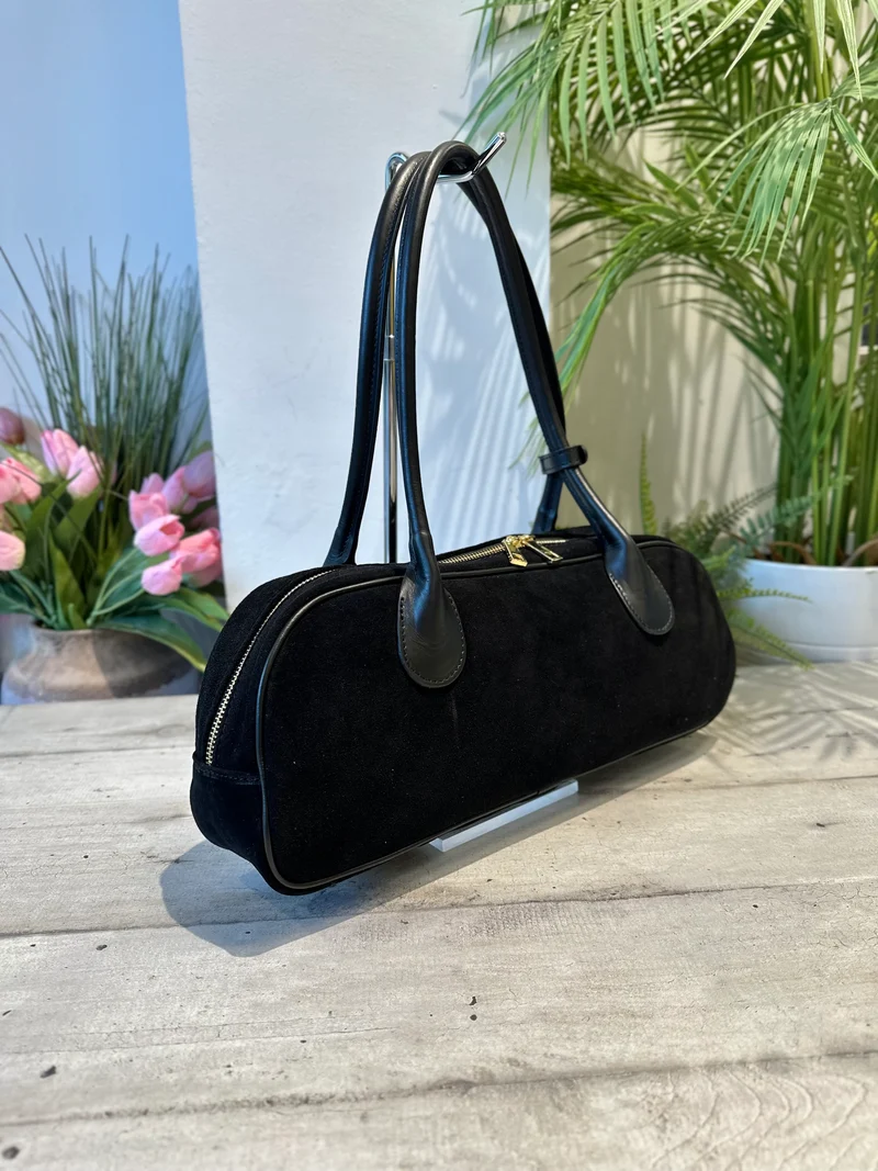 Borsa con forma a Baguette Lunga Pelle Scamosciata Nera