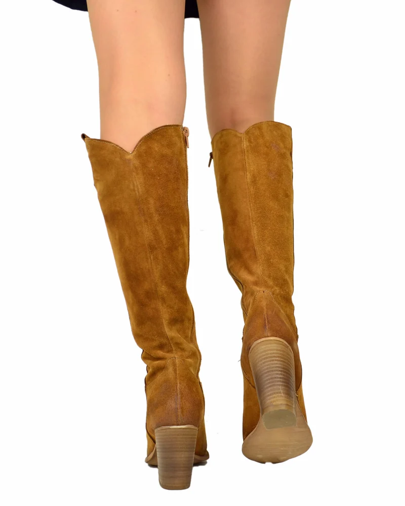Stivali Texani Alti Eleganti con Zip Gambale Aderente Tacco 8 Cm Camoscio Cuoio