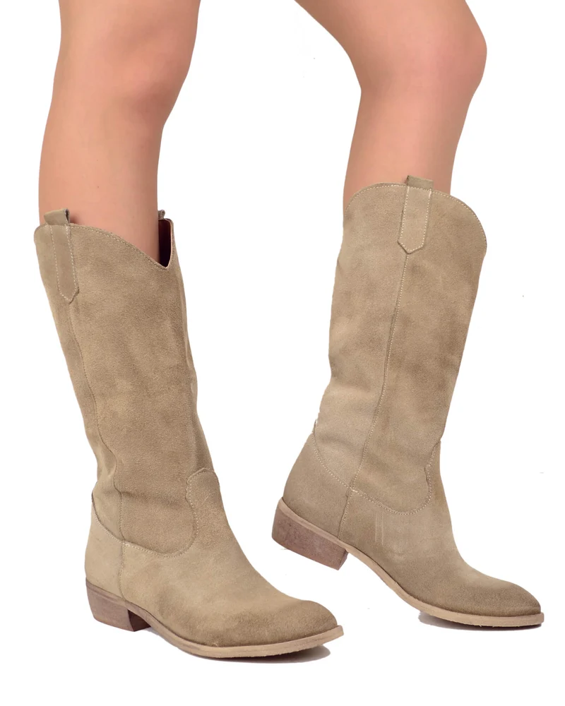 Stivali Texani Donna Scamosciati Beige Mousse con Tacco Basso