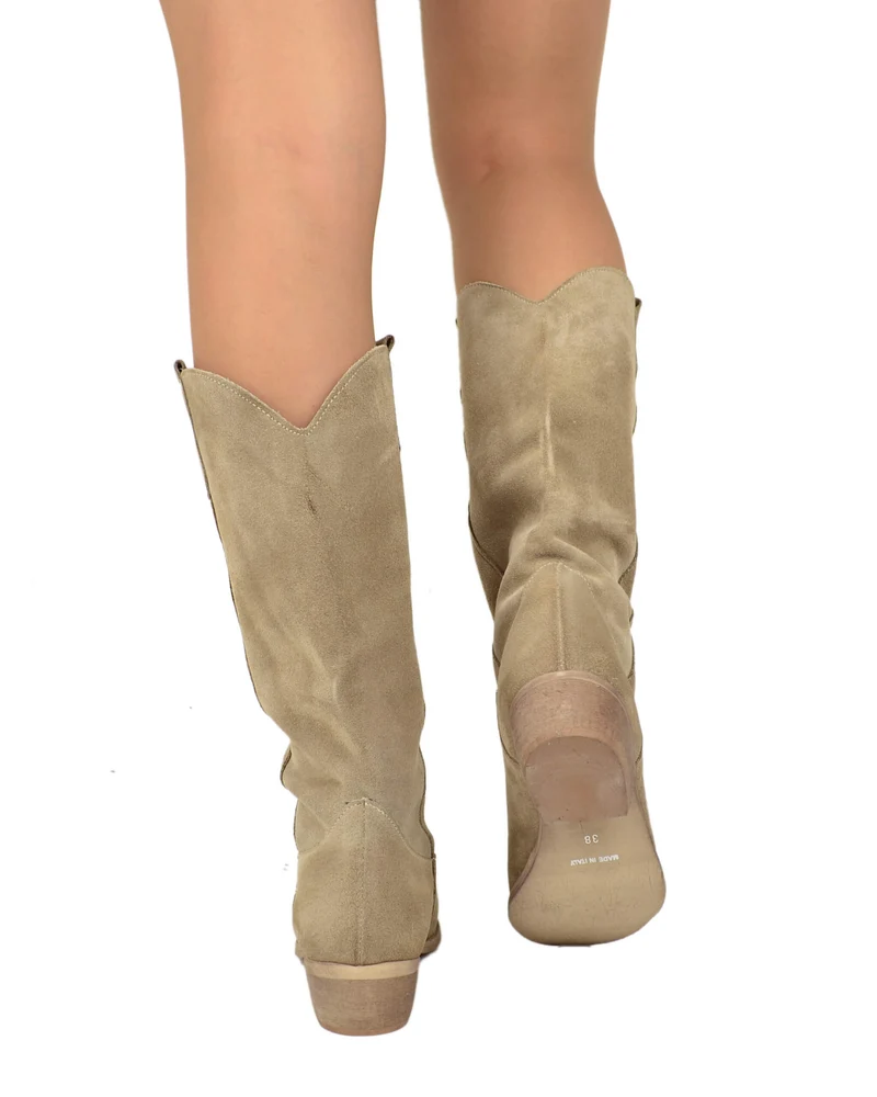 Stivali Texani Donna Scamosciati Beige Mousse con Tacco Basso