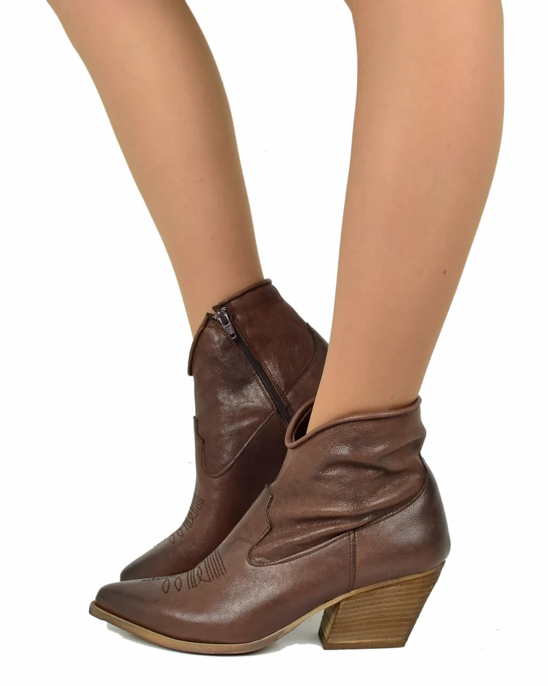 Stivaletti Texani Donna alla Caviglia in Vera Pelle Rag Marrone Made in Italy