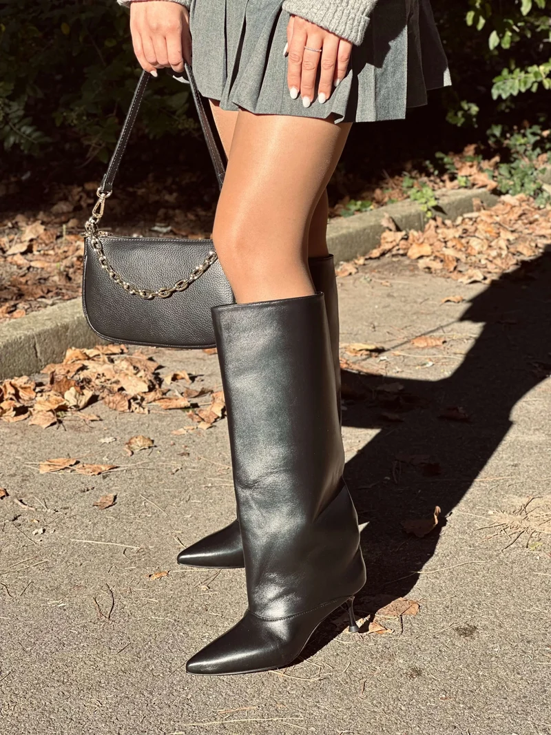 Stivali Eleganti a punta Vera pelle nera con Tacco a Spillo Made in Italy Kitten Heels