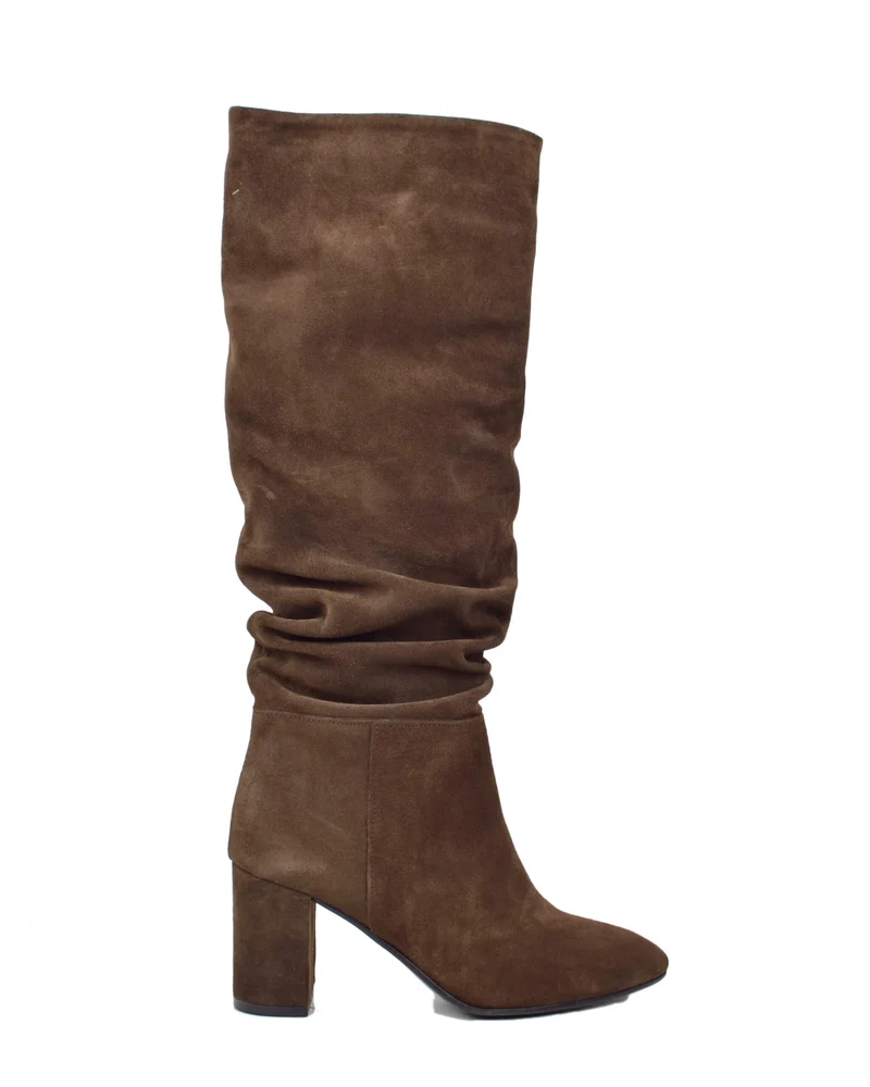Stivali Donna Plissettati Pelle Scamosciata Marrone Tacco 7,5 cm