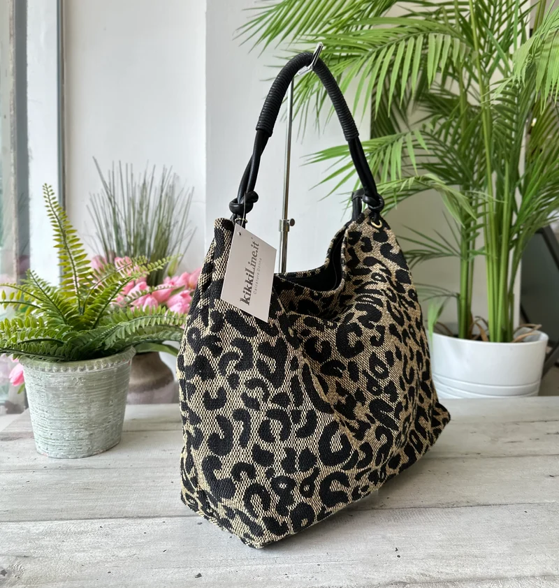 Shopping Bag a Spalla KikkiLine Tessuto Animalier Leopardato Nero