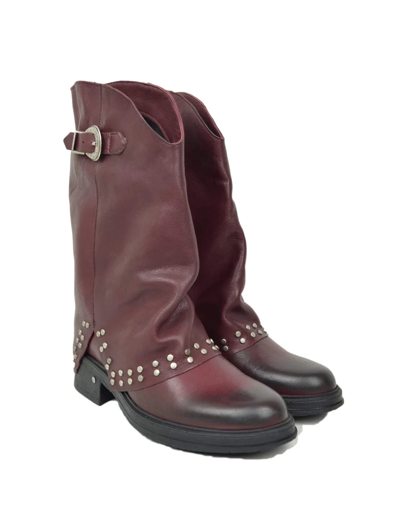 Biker Boots con Borchie Argentate e Ghetta Vera Pelle Bordeaux Gambale Ampio