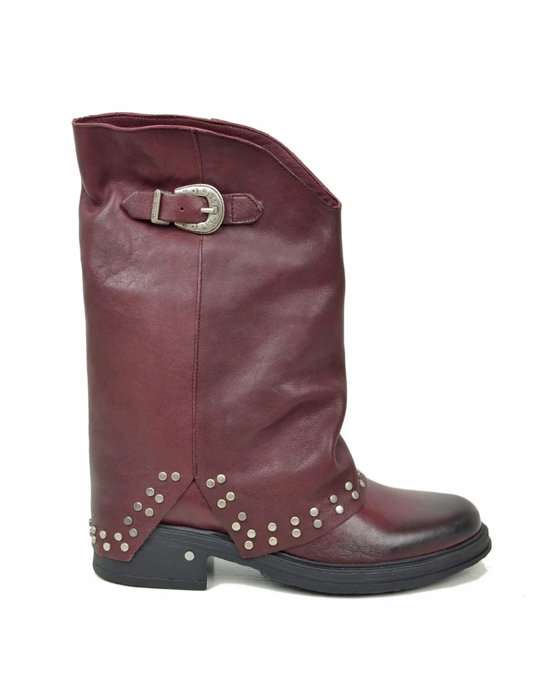 Biker Boots con Borchie Argentate e Ghetta Vera Pelle Bordeaux Gambale Ampio