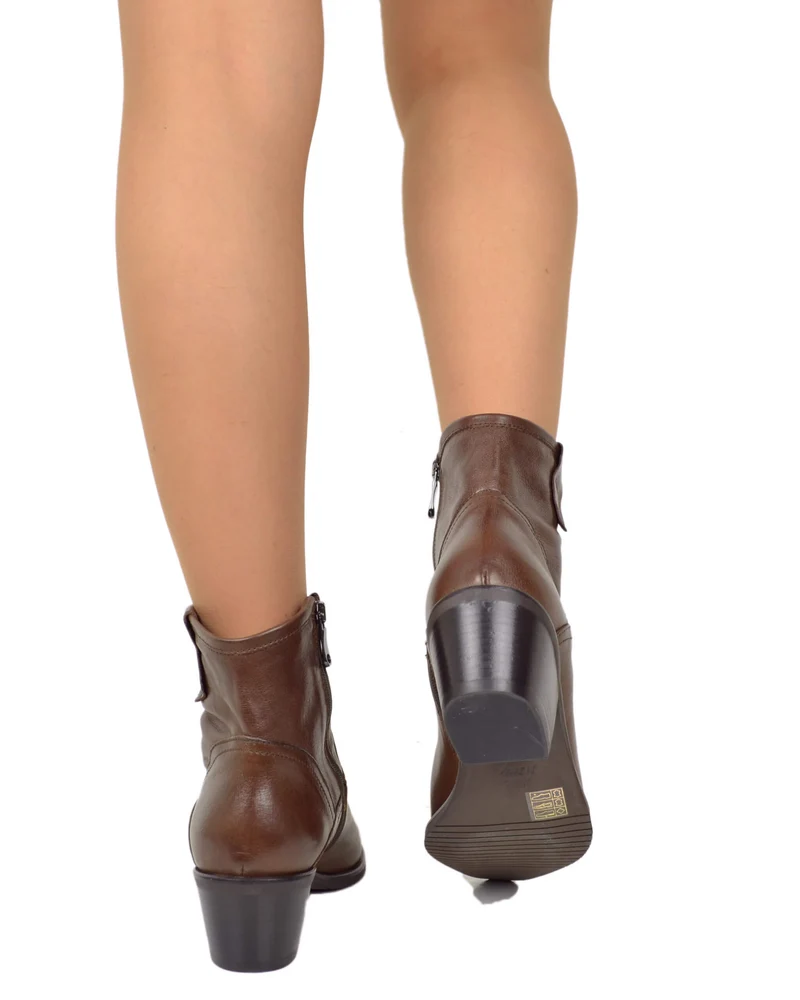 Stivaletti Texani Bassi alla Caviglia Eleganti con Tacco 5 Cm Vera Pelle Cioccolato MADE IN ITALY