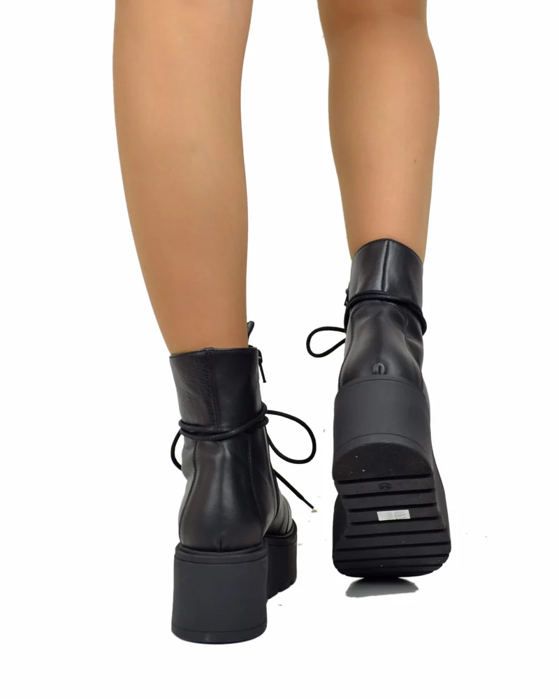 Stivaletti Platform 7 cm con Zip Laterale Vera Pelle Made in Italy Laccio alla Caviglia Neri
