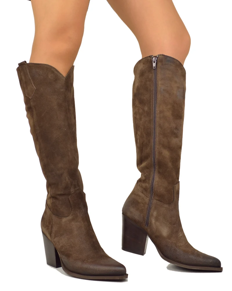 Stivali Texani Alti Eleganti con Zip Gambale Aderente Tacco 8 Cm Camoscio Marroni