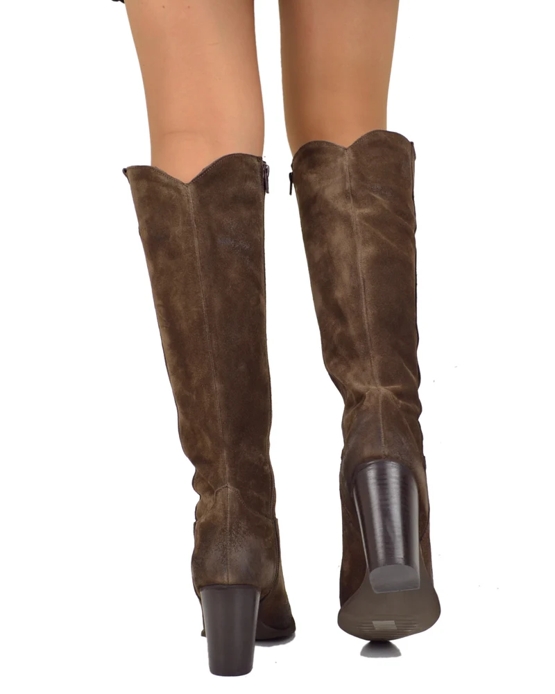 Stivali Texani Alti Eleganti con Zip Gambale Aderente Tacco 8 Cm Camoscio Marroni