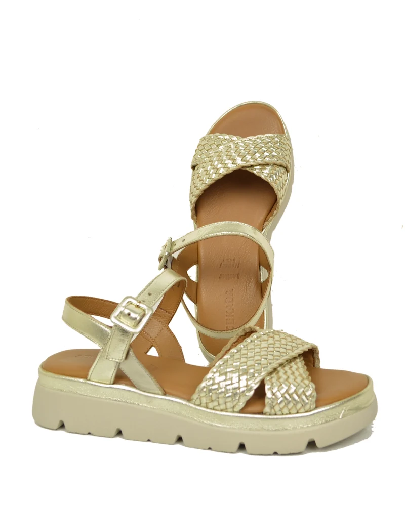 Sandali Intrecciati in Vera Pelle color Platino e Suola in Memory Foam