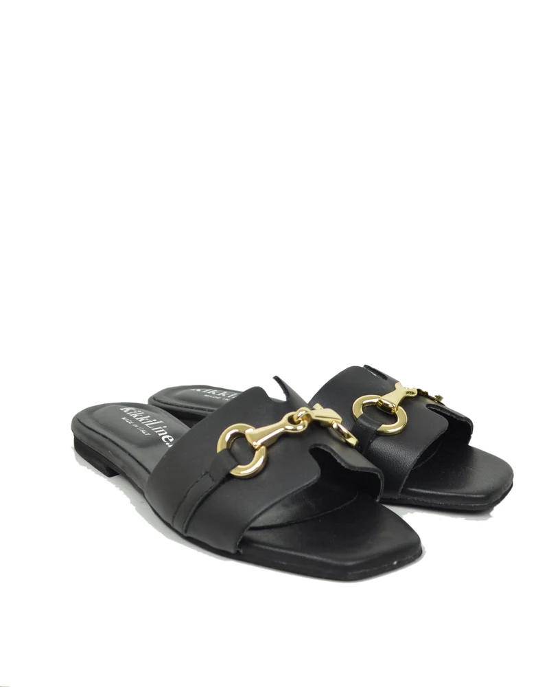 Ciabattine in Vera Pelle con Accessorio Dorato Nere