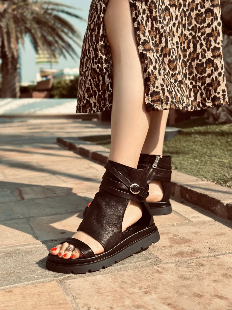 Sandali Platform a Stivaletto con Piede Spuntato Nappa Morbida Nera Zip Laterale