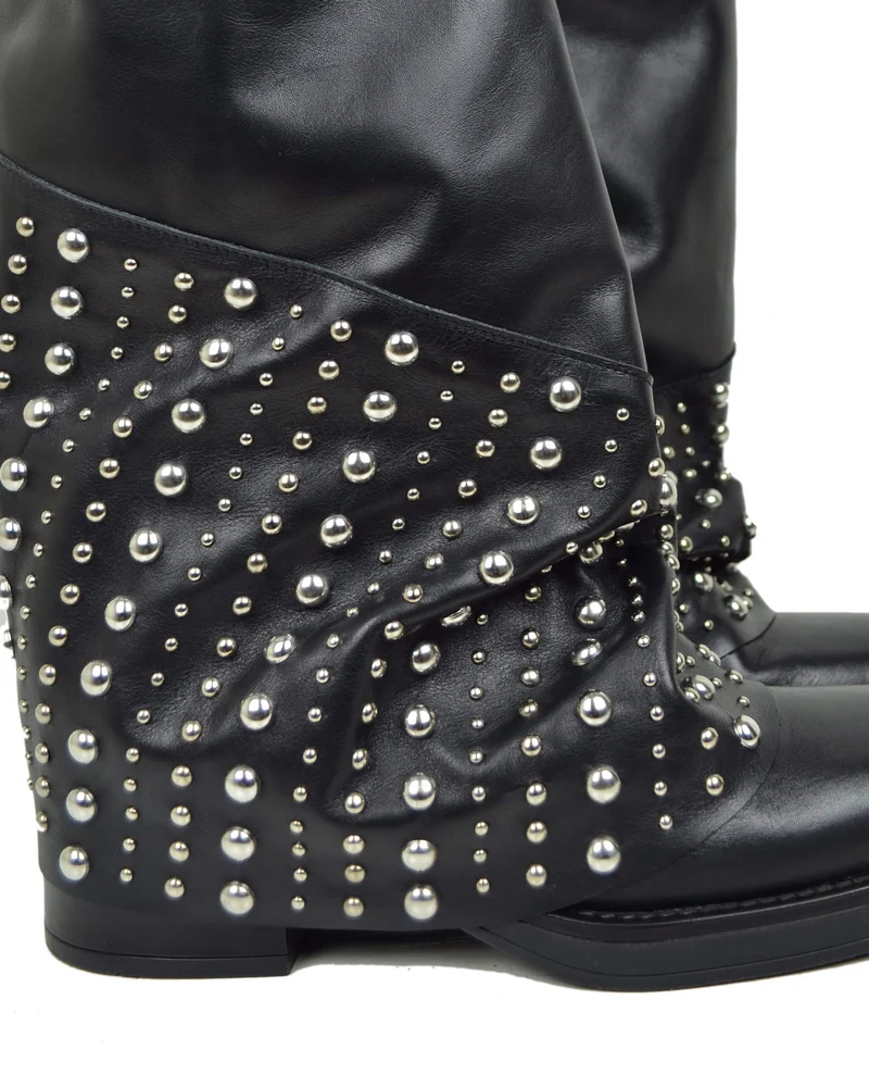 Biker con Ghetta Punta Quadrata Mid-High Vera Pelle Nero Borchiate
