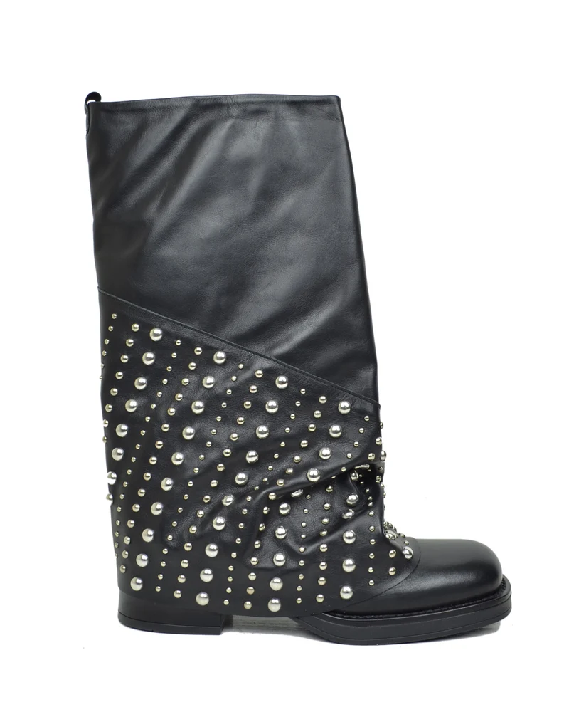 Biker con Ghetta Punta Quadrata Mid-High Vera Pelle Nero Borchiate