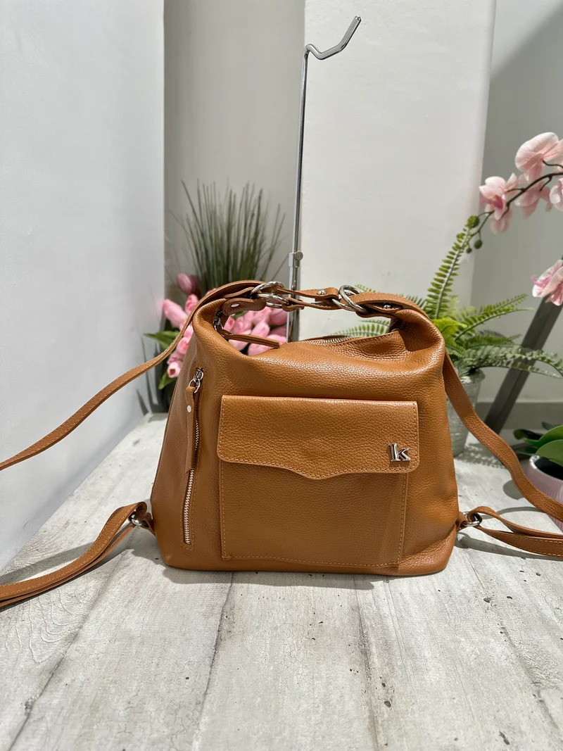 Borsa a Spalla che diventa Zaino in Vera Pelle Cuoio Logo K FIAMMETTA