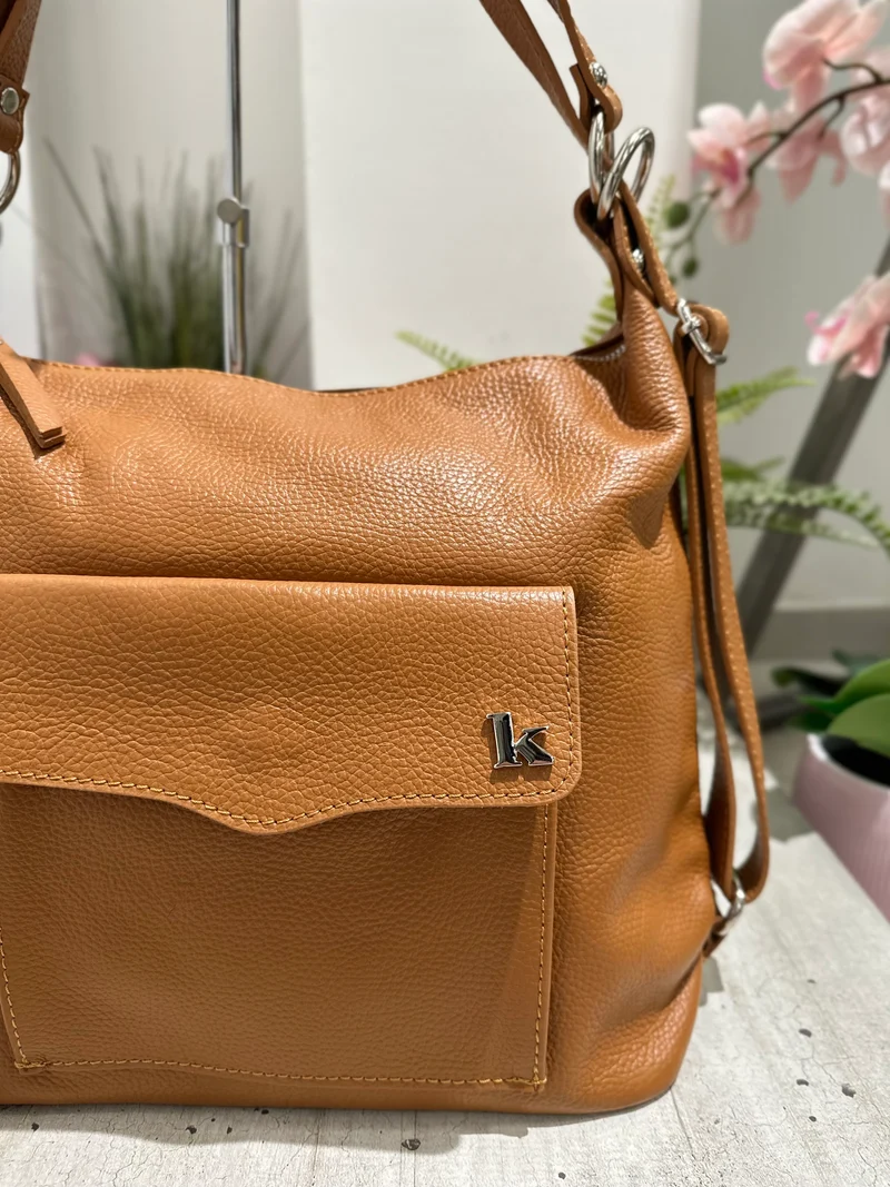 Borsa a Spalla che diventa Zaino in Vera Pelle Cuoio Logo K FIAMMETTA