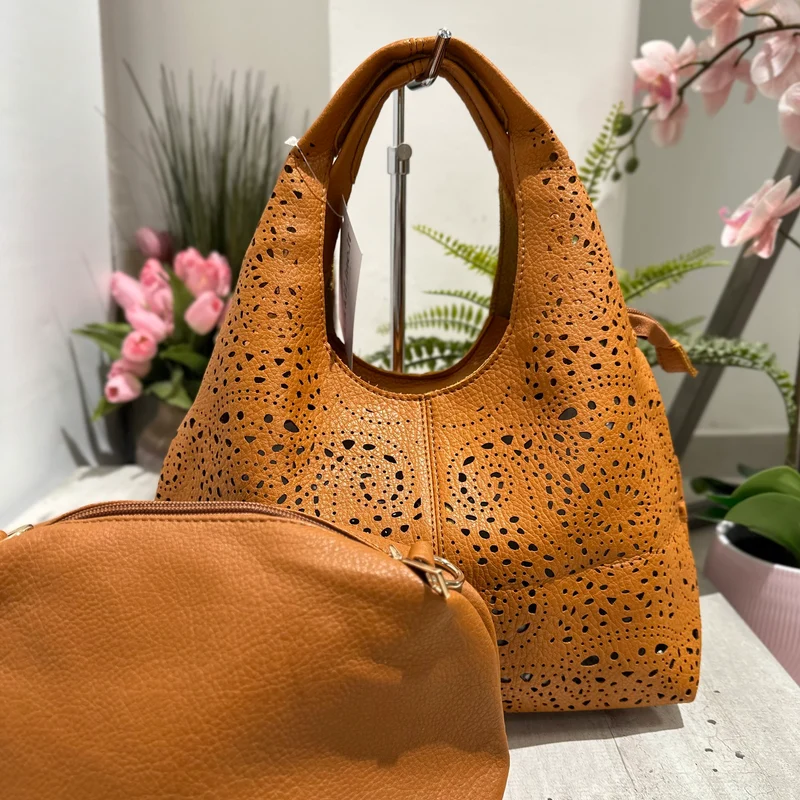 Borsa Traforata similpelle con Borsello e Tracolla Inclusi All'interno Cuoio BRIDGET
