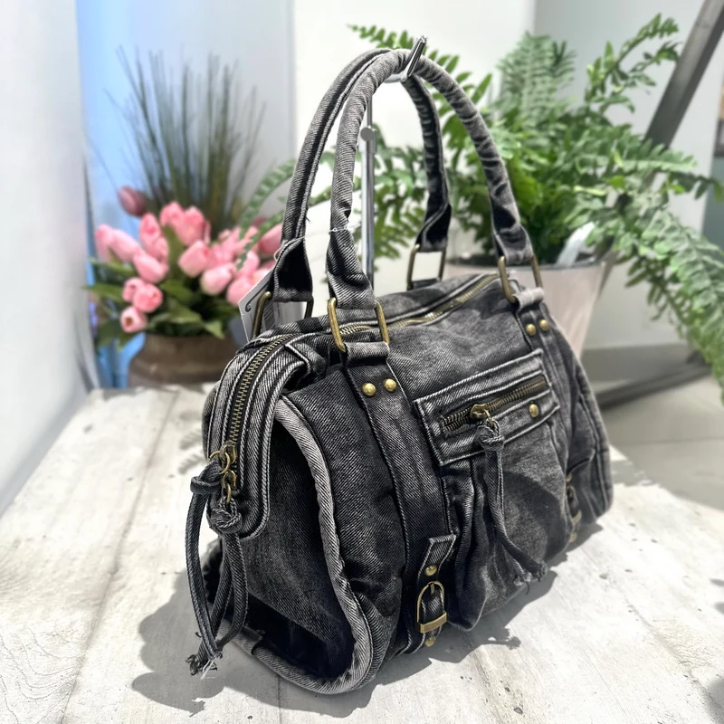 Borsa Maxi Jeans a Mano e con Tracolla all'interno e Zip DENIM Black LEA