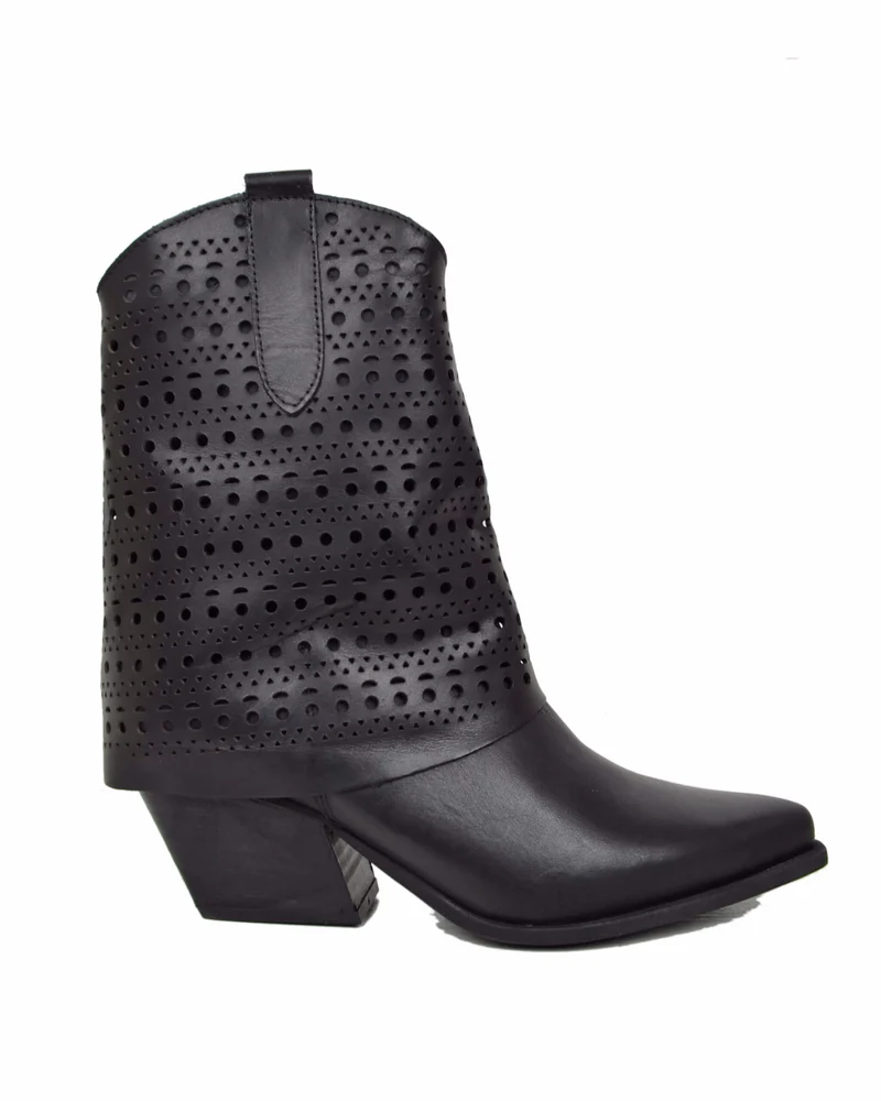 Texani con Ghetta Traforata Tacco 6 cm Vera Pelle Nera DIVINE FOLLIE