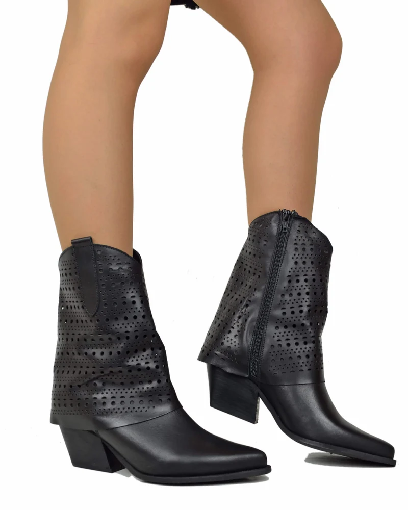 Texani con Ghetta Traforata Tacco 6 cm Vera Pelle Nera DIVINE FOLLIE