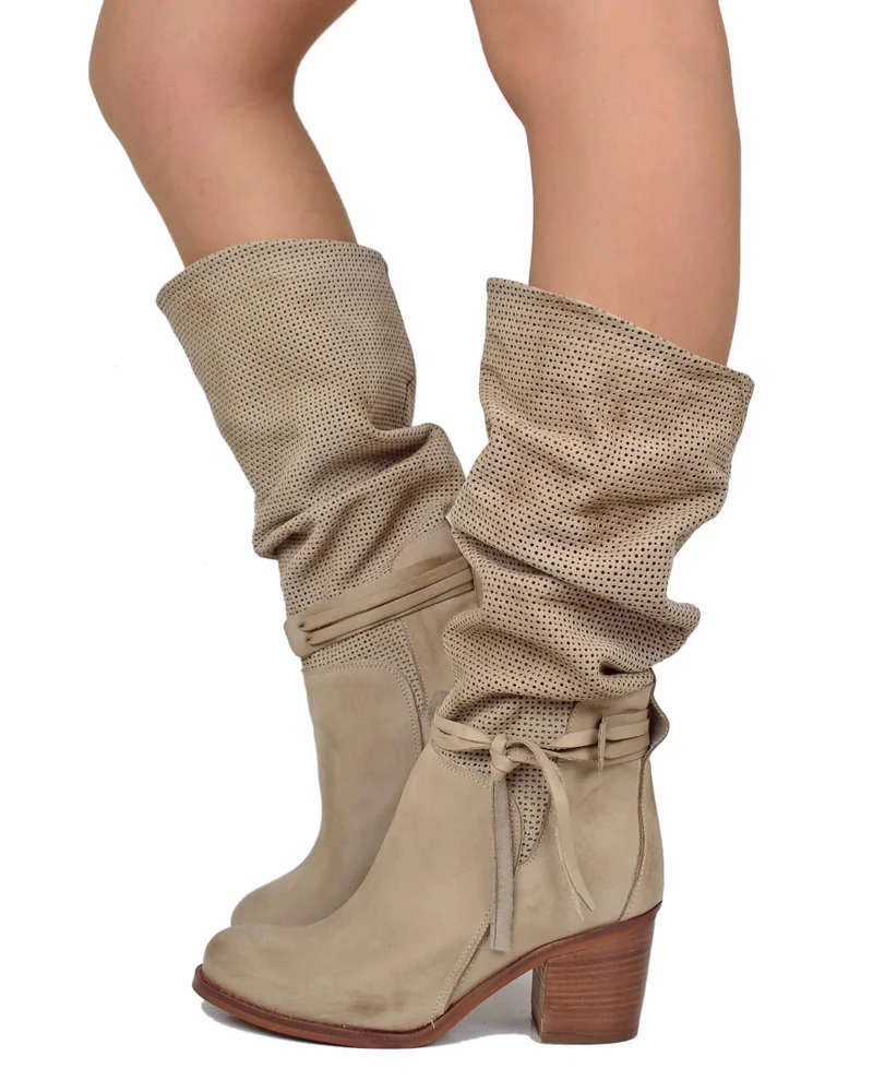 Stivali Estivi Donna Traforati in Pelle Sfumata Taupe Tacco Largo Comodo 7 cm