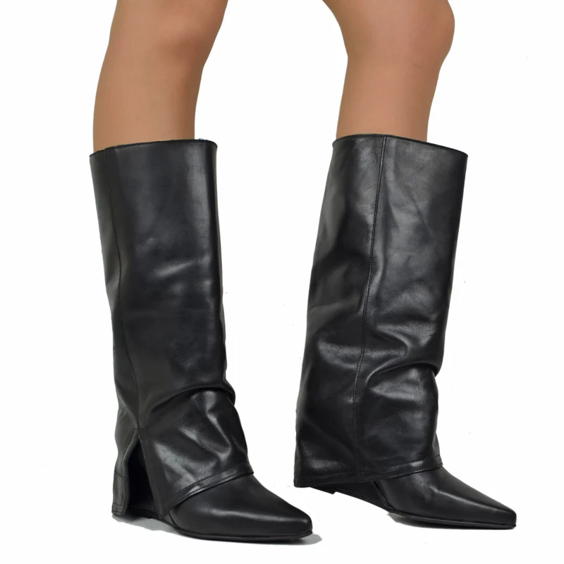 Stivali Zeppa Media Altezza con Ghetta Alti 7 cm Pelle Nera Eleganti DIVINE FOLLIE