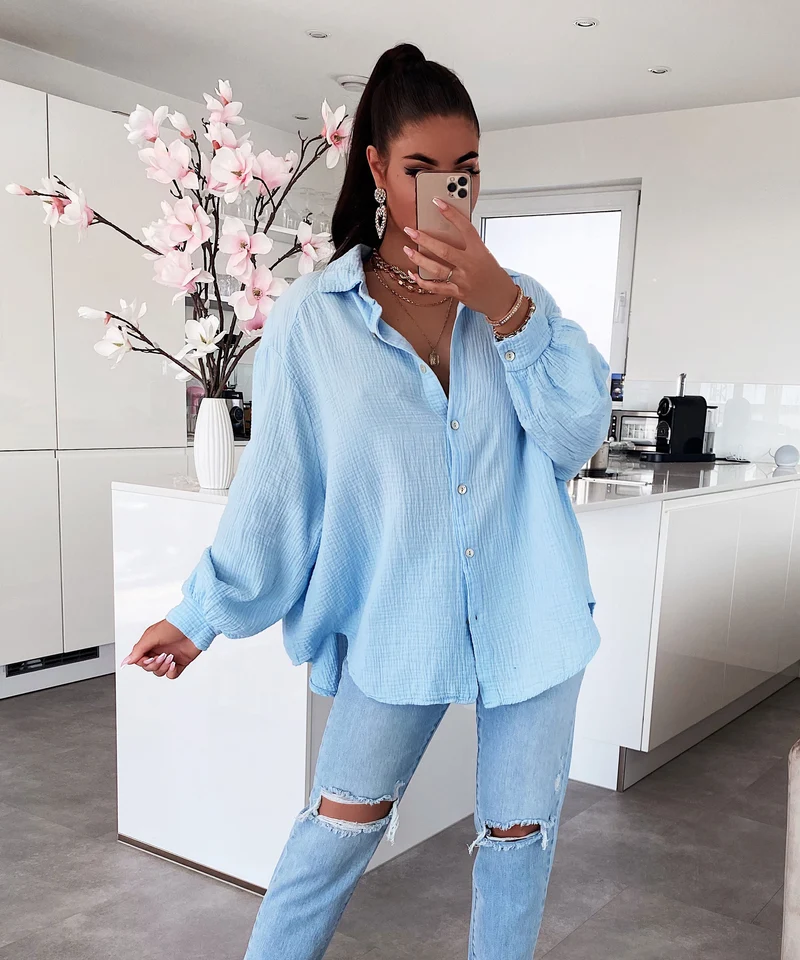 Oversize Musselin Bluse Freya Hellblau Kurz