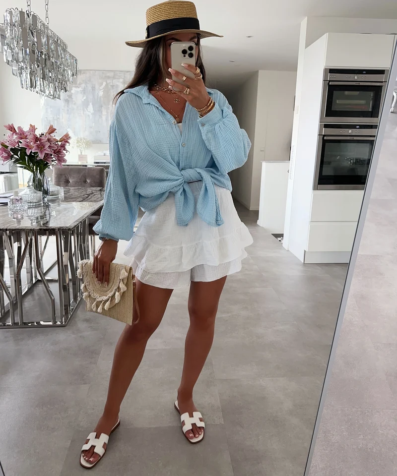 Oversize Musselin Bluse Freya Hellblau Kurz