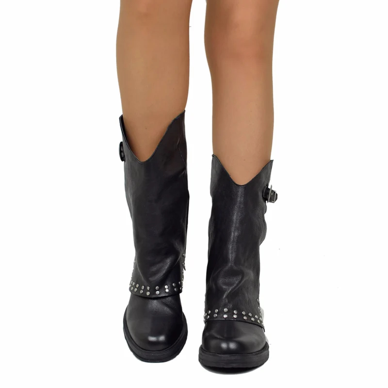 Biker Boots con Borchie Argentate e Ghetta Vera Pelle Nero