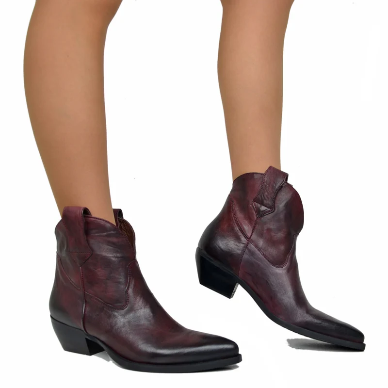 Stivaletti Texani in Pelle Bordeaux Effetto Stropicciato Tacco 5 cm Made in Italy