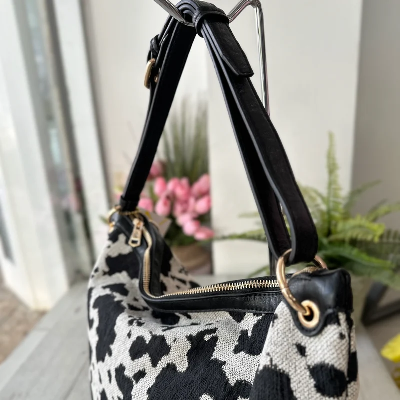 Borsa con Zip Muccata Morbida in Tessuto Animalier Tracolla Interna "DAIANA"