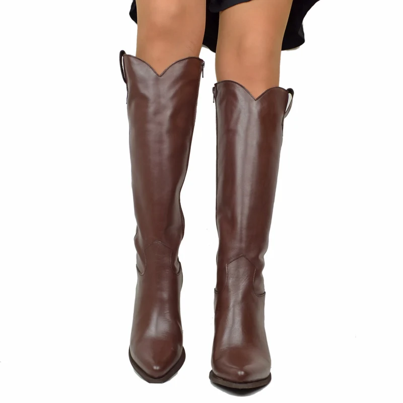 Stivali Texani Alti Eleganti con Zip Gambale Aderente Tacco 8 Cm Vera Pelle Marrone